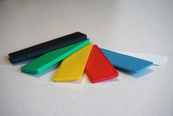 Montavimo (stiklinimo) kaladėlės 50 vnt.